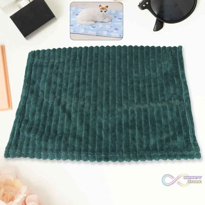 Pet Soft Cat Dog Blanket / Towel, Warm Sleep Mat (70×50 Cm / 1 Pc / Mix Color & Design) - infinityexculsivestore.com