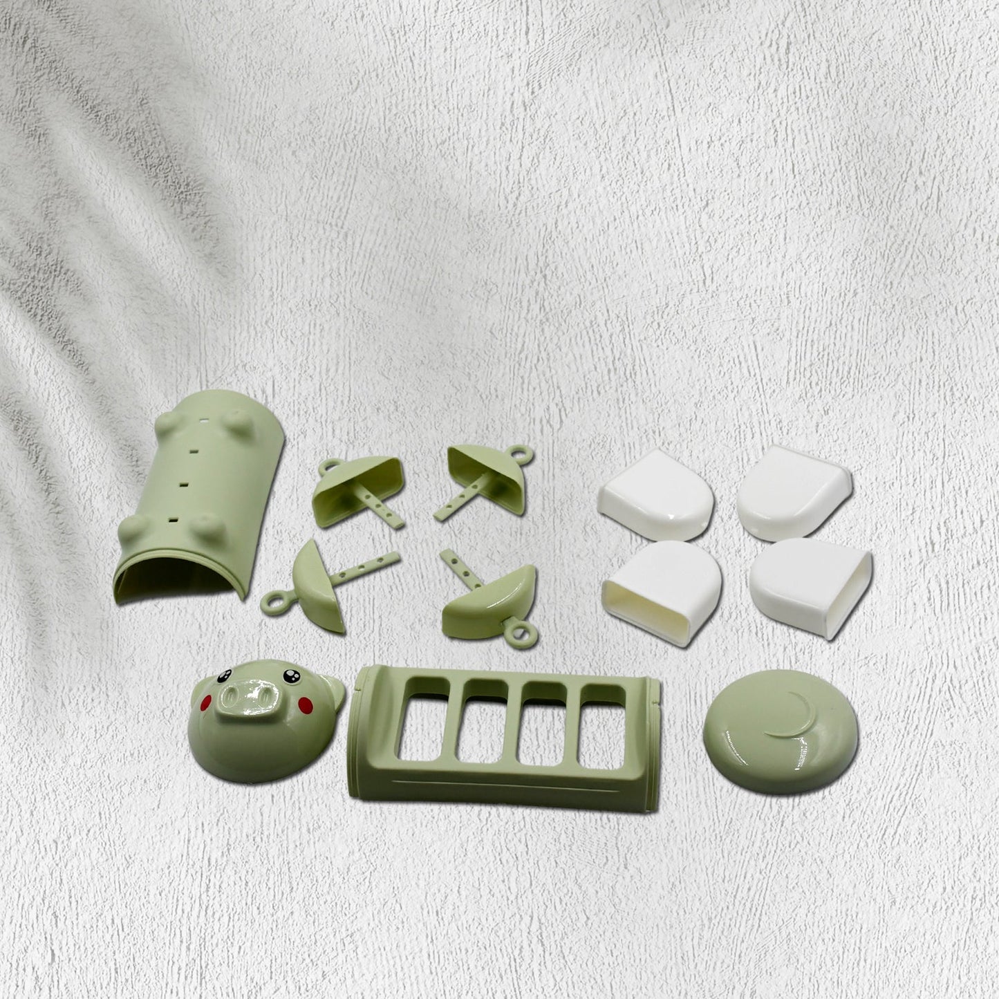 Pig Shape Mold Ice Candy, Popsicle Mold Ice, Plastic Ice Candy Maker Kulfi Maker Molds Set with 4 Cups - infinityexculsivestore.com