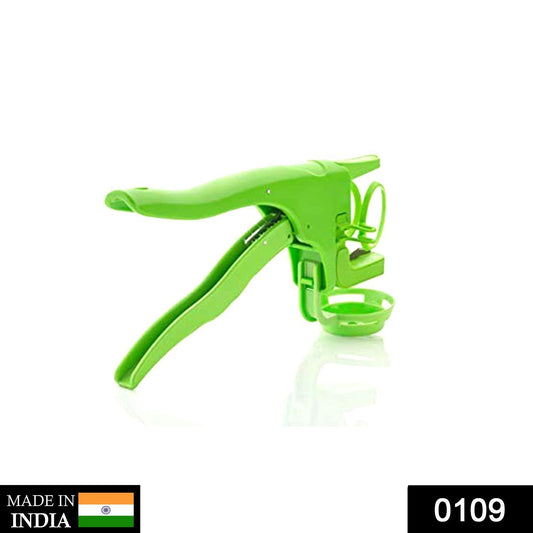Plastic Handheld Egg Cracker with Separator - infinityexculsivestore.com