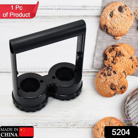 Plastic Handle Fancy Scalloped Edge Shape Cookie Cutter Biscuit Mold Cake Decoration Tools - infinityexculsivestore.com