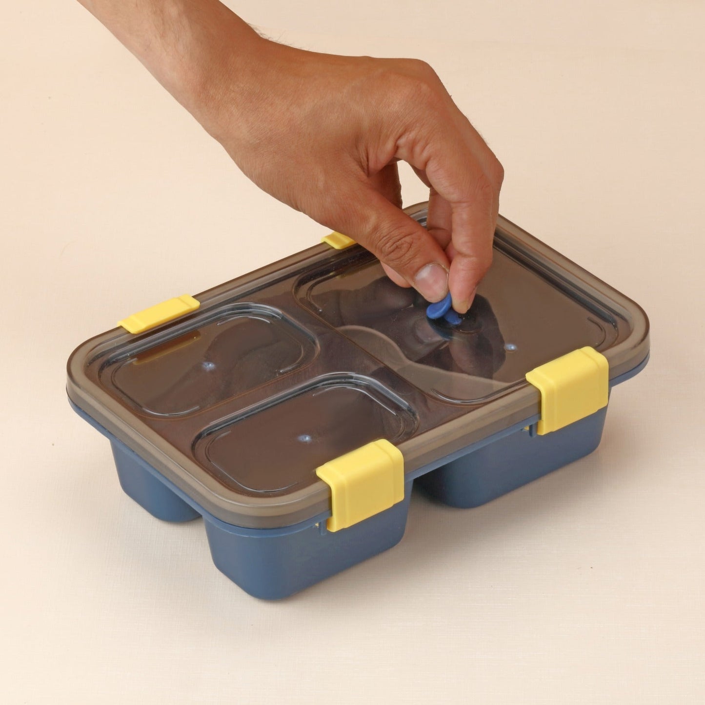 Plastic Lunch Box for Kids, Lunch Box for Kids 3 Compartment Insulated Lunch Box Tiffin Box for Boys, Girls, School & Office Men (3 Compartment Lunch Box) - infinityexculsivestore.com