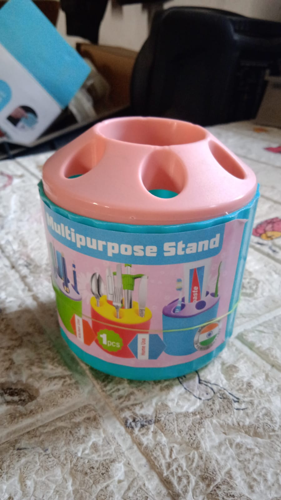 Plastic Round Multi - Purpose Toothpaste Stationary Pen Pencil Holder, Mini Desk Office Desktop Stationery Organizer Bathroom Shelves for Adults Multifunctional (1 Pc) - infinityexculsivestore.com