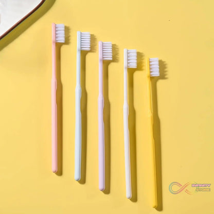 Plastic Toothbrush With Plastic Round Box (20 pcs Set) - infinityexculsivestore.com