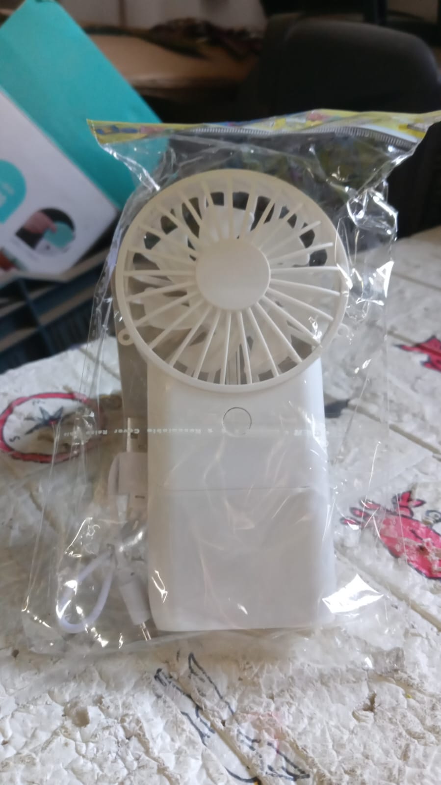 Portable Small Electric Fan, Handheld Fan With 3 Modes USB Rechargeable Mini Student Handheld Class Personal Fan (1 Pc) - infinityexculsivestore.com