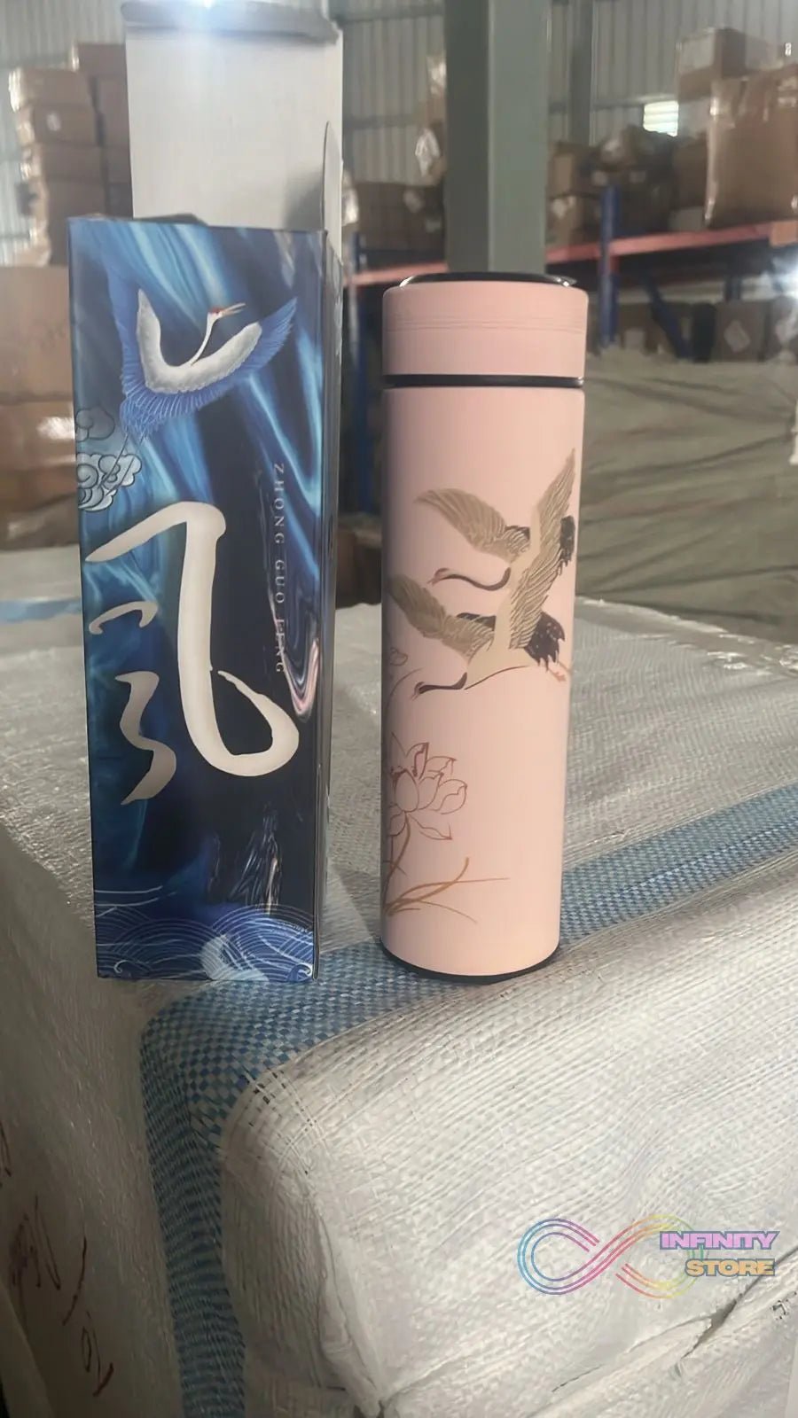 Printed Smart Vacuum Insulated Water Bottle with LED Temperature Display (1 Pc / 500 ML Approx / Multicolor) - infinityexculsivestore.com