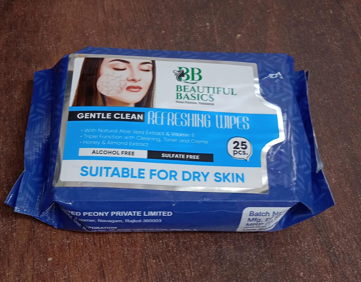 Refreshing Wet Wipes for Face | Facial Cleansing | Refreshing & Skin Hydration| Soothing for skin | pH Balance & Alcohol Free | Nourishing with Fruit extract | 25 Wipes - infinityexculsivestore.com