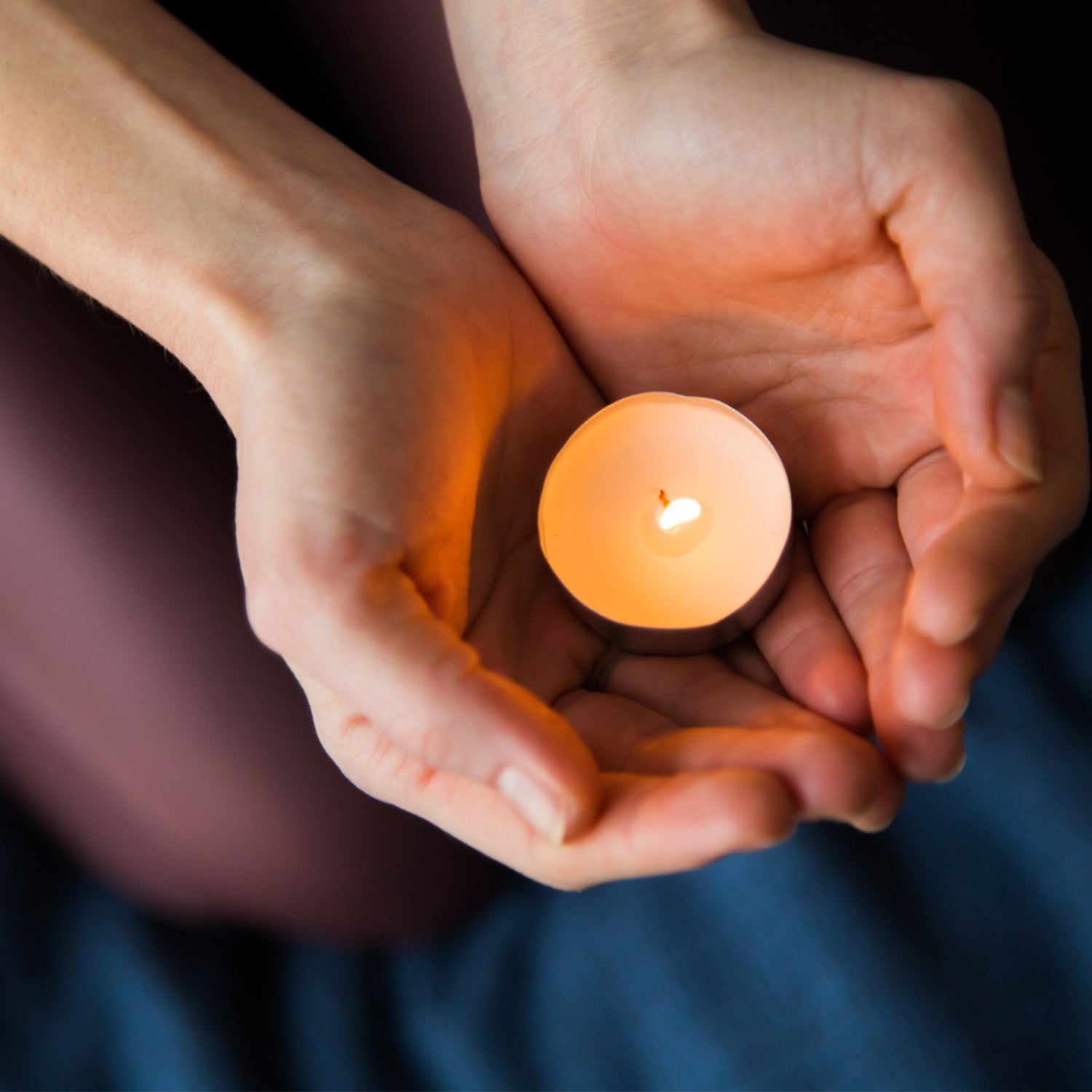 Rose Flower tealight candles, Floating Candles, Scented Tea Lights, Aromatherapy Relax (Pack of 10 Pcs.) - infinityexculsivestore.com