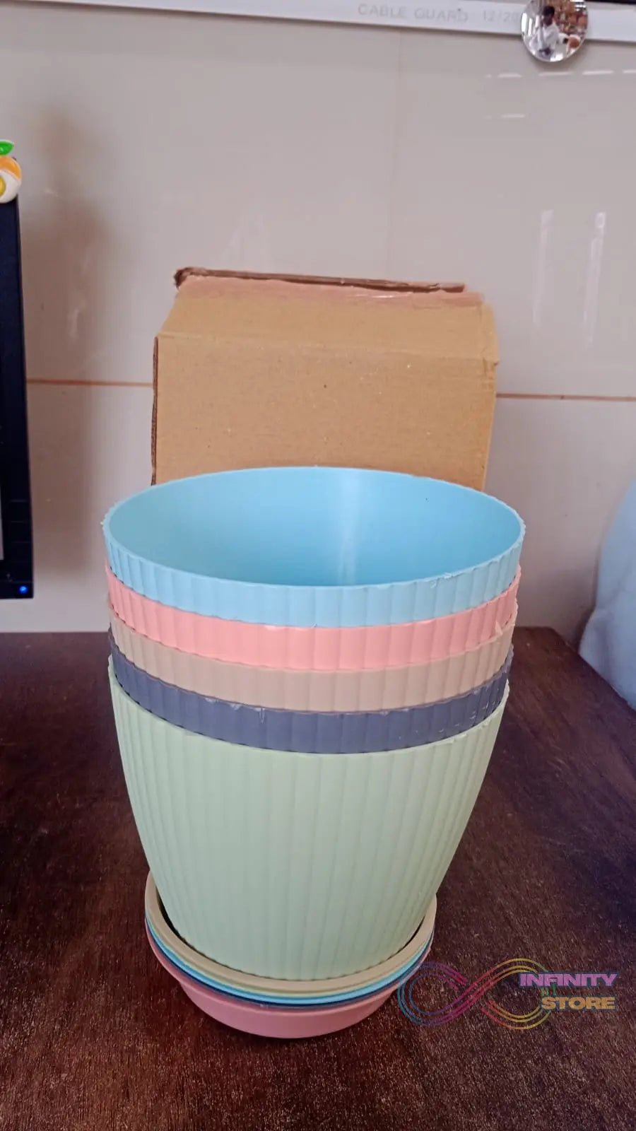 Round Flower Pot with Bottom Tray (5 Pcs Set / Small / 14×16 Cm) - infinityexculsivestore.com
