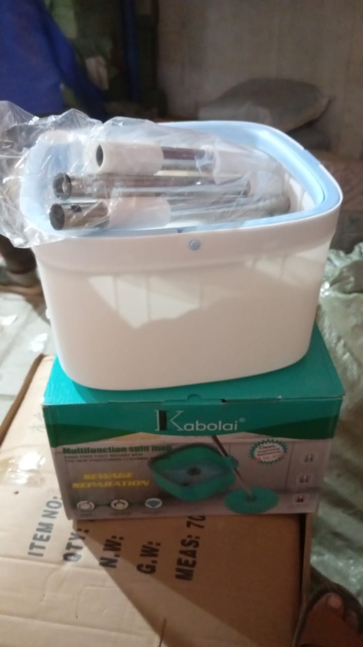 Round Shape Mop Head with 1 Pad Extra Clean Water Spin Mop with Separate Water Bucket, Suitable for All Types of Flooring, Separates Dirty and Clean Water, Wet - infinityexculsivestore.com