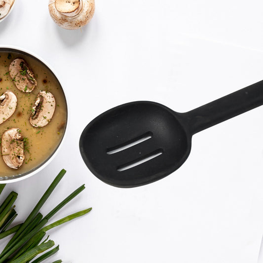 SILICON NON - STICK HEAT RESISTANT KITCHEN ITEM PREMIUM SPOON ( 1PC ) - infinityexculsivestore.com