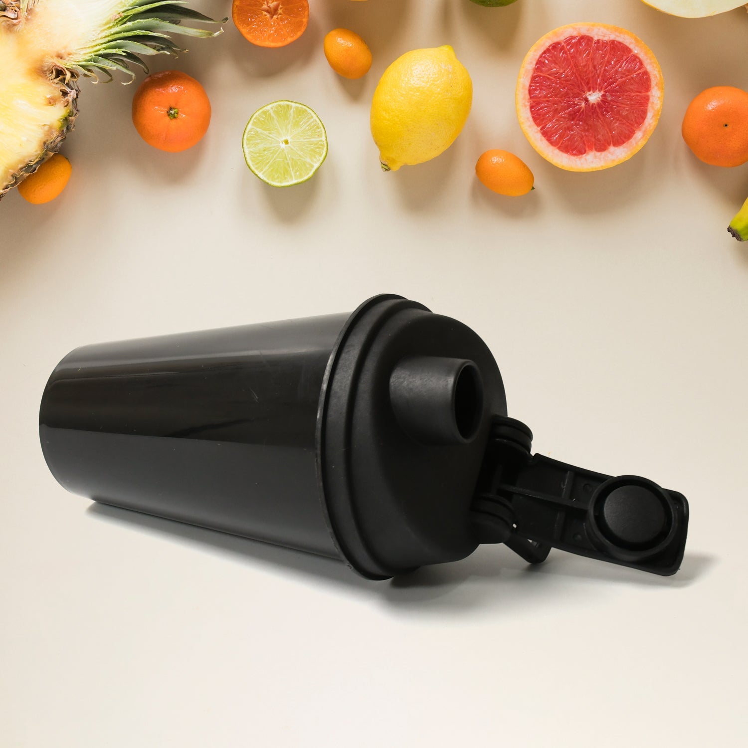 Shaker Bottle Perfect for Protein Shakes and Pre Workout Gym |Water Bottle |BPA Free| Leak - Proof Flip Lid/Insulated Bottle for Hot & Cold Drinks 1 pc - infinityexculsivestore.com