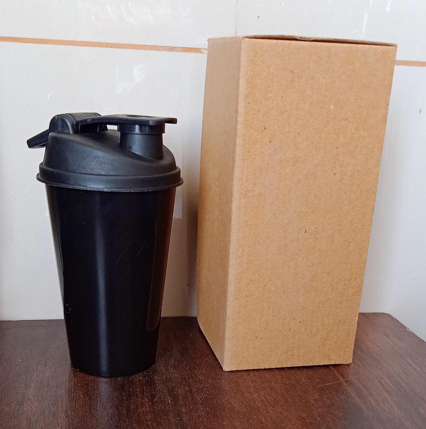 Shaker Bottle Perfect for Protein Shakes and Pre Workout Gym |Water Bottle |BPA Free| Leak - Proof Flip Lid/Insulated Bottle for Hot & Cold Drinks 1 pc - infinityexculsivestore.com