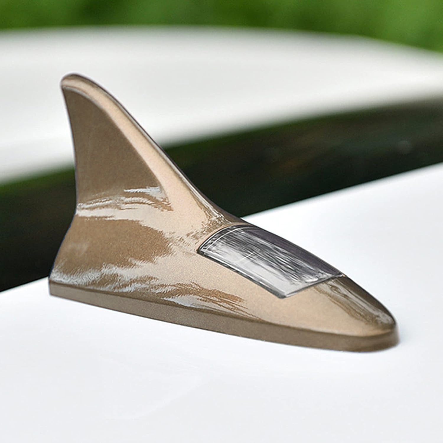 Shark Fin Light With Remote, LED Signal Antenna Solar Shark Fin Car Roof Light Sensor Decoration Flashing Lamps, Solar Powered Radio Signal for Car Lamp Accessories (1 Pc)  - infinityexculsivestore.com