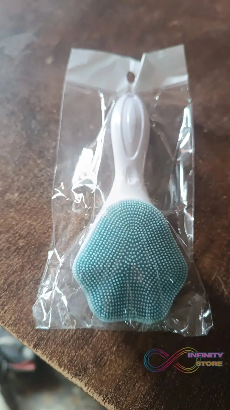 Silicone Face Scrubber Exfoliating Brush, Manual Handheld Facial Cleansing Brush (1 Pc) - infinityexculsivestore.com