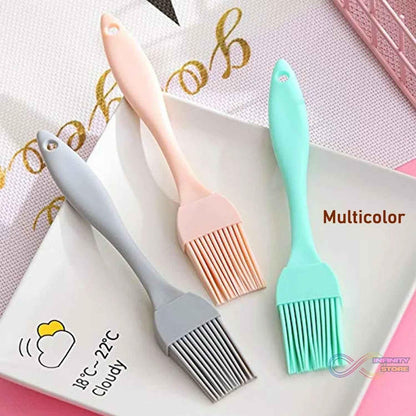 Silicone Kitchen Oil Spatula Brush with Handle Pastry / Cake Brush (17 cm / 1 Pc) - infinityexculsivestore.com