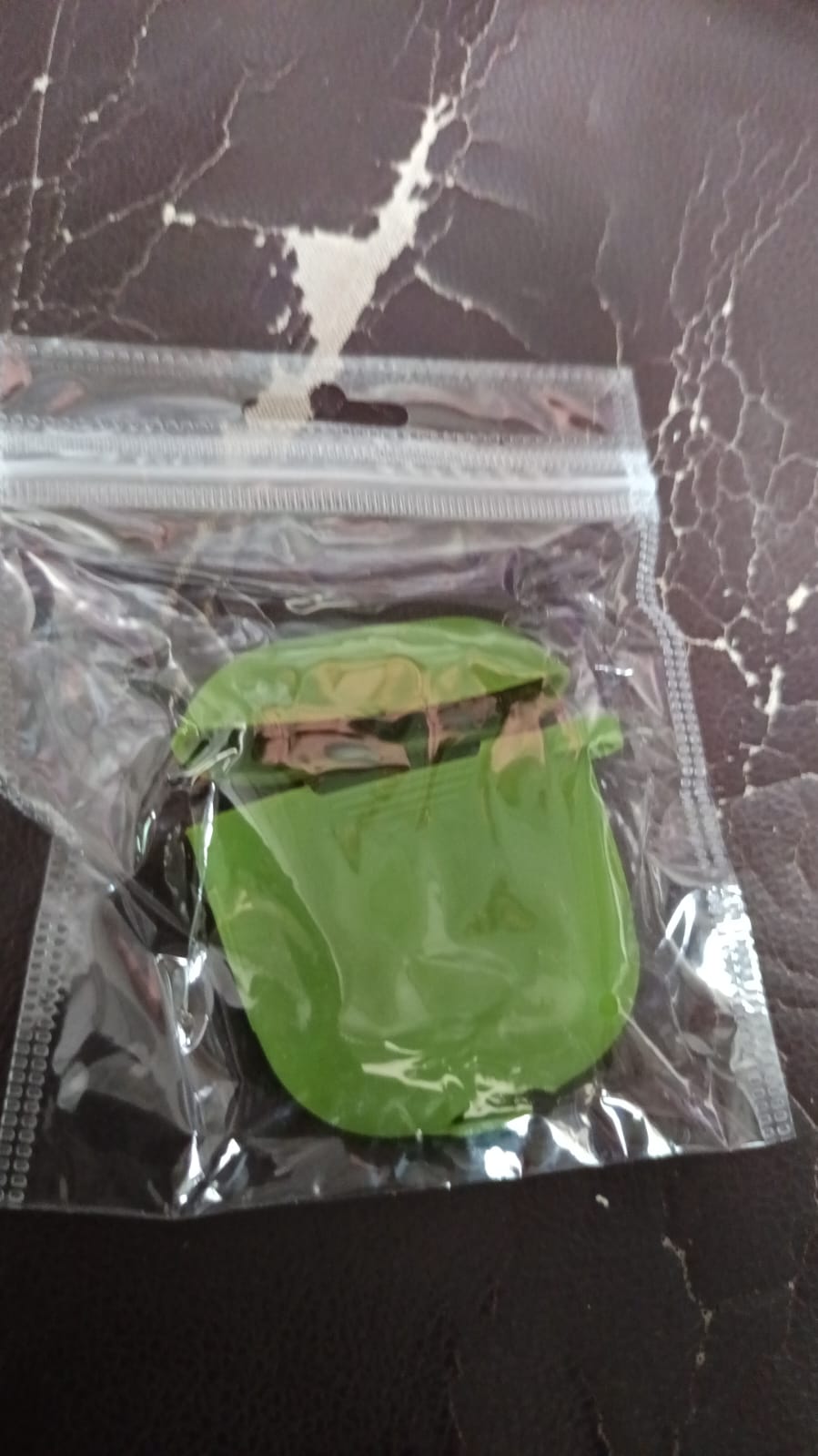 Silicone Shockproof Protection Wireless Headphones Carrying Box Cover with Metal Keychain - infinityexculsivestore.com