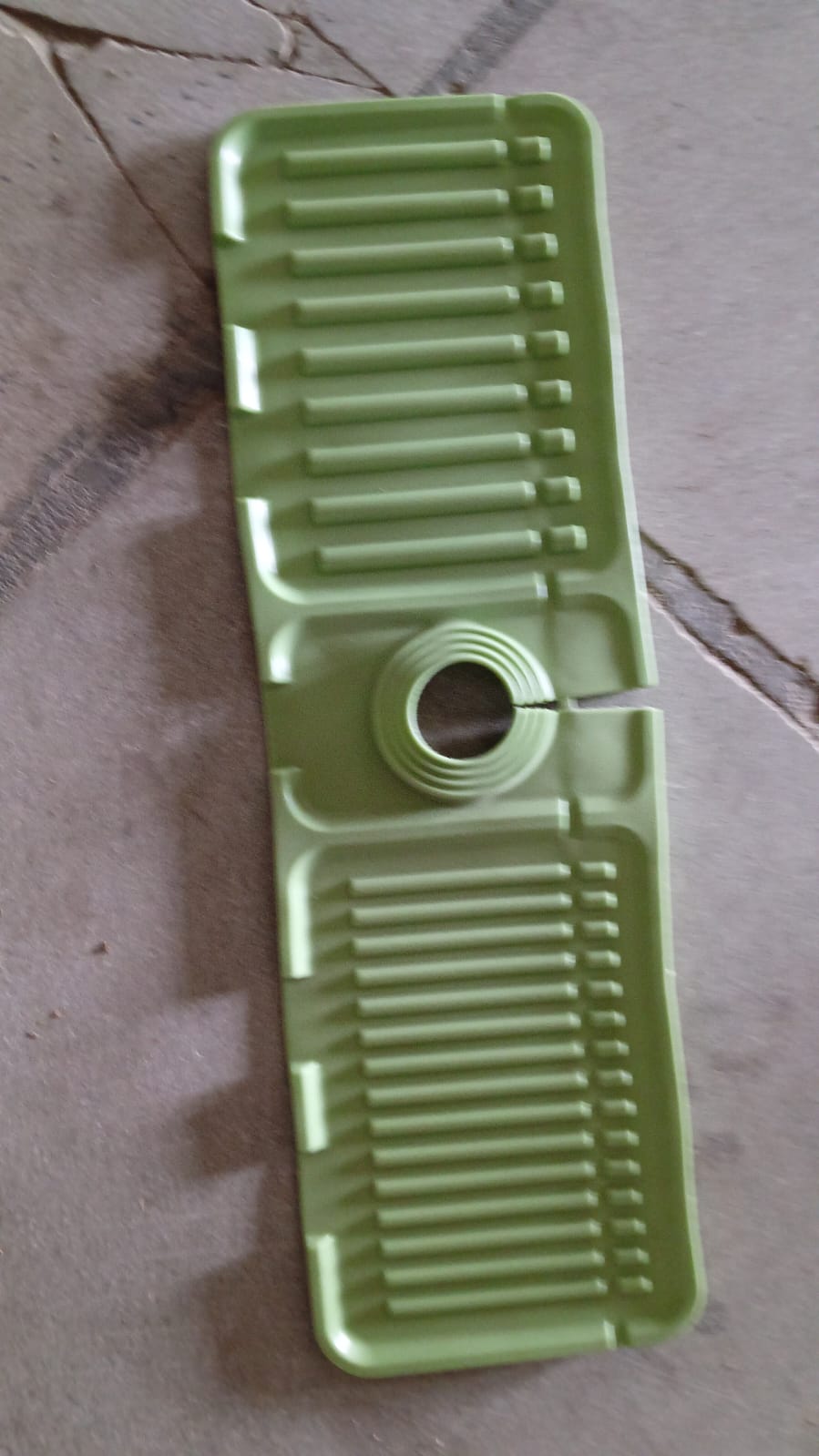 Silicone Sink Faucet Pad, Drip Protector Splash Countertop, Rubber Drying Mat, Sink Splash Guard for Kitchen Bathroom Bar. - infinityexculsivestore.com