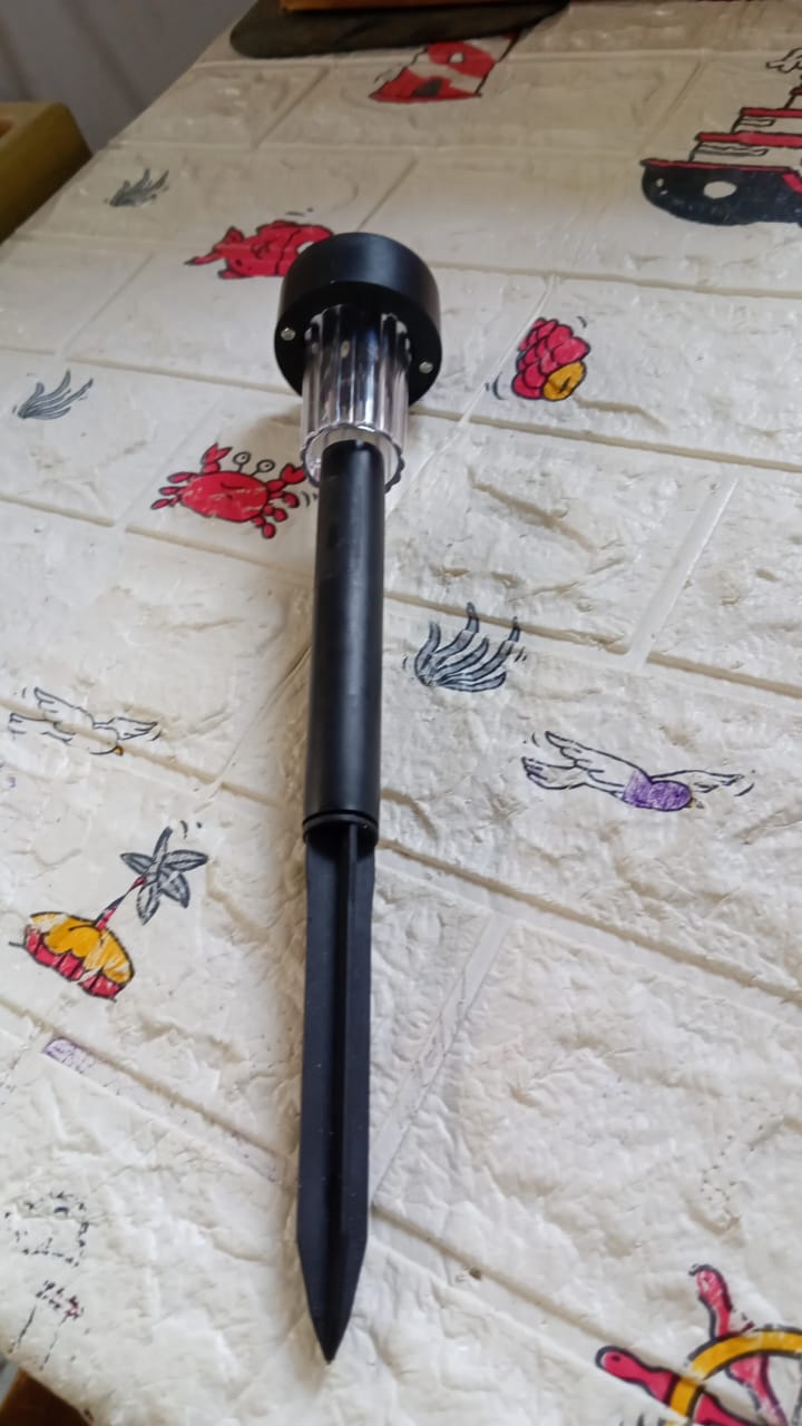 Solar Panel Led Spike Spot Light Landscape Garden Yard Path Lawn Outdors Solar Lamps, Waterproof Outdoor Decorative Landscape Lights for Garden, Patio, Yard, Walkway (MOQ : - 24) - infinityexculsivestore.com