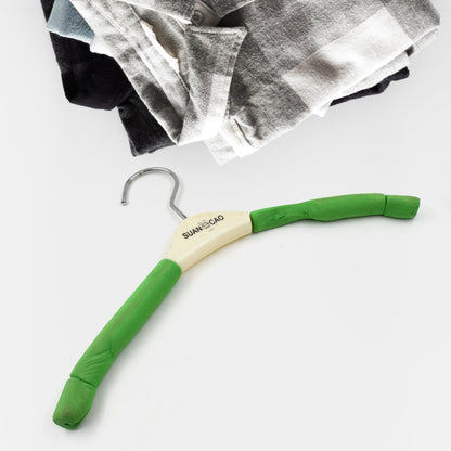 Solid Sponge Hanger Non - Slip Hanger (1 Pc / Mix Color / B Grade) - infinityexculsivestore.com