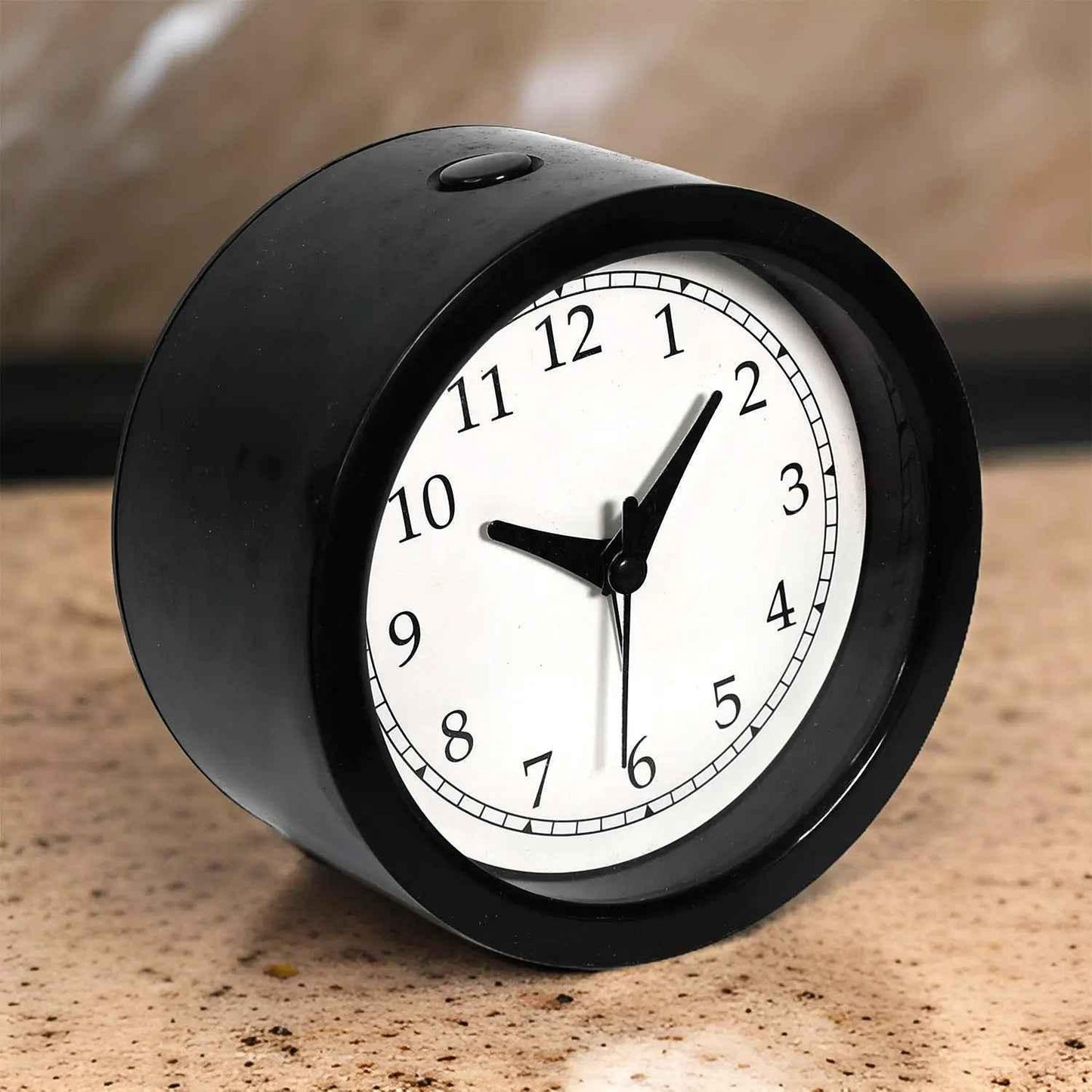 SpaceRound Table Clock - infinityexculsivestore.com