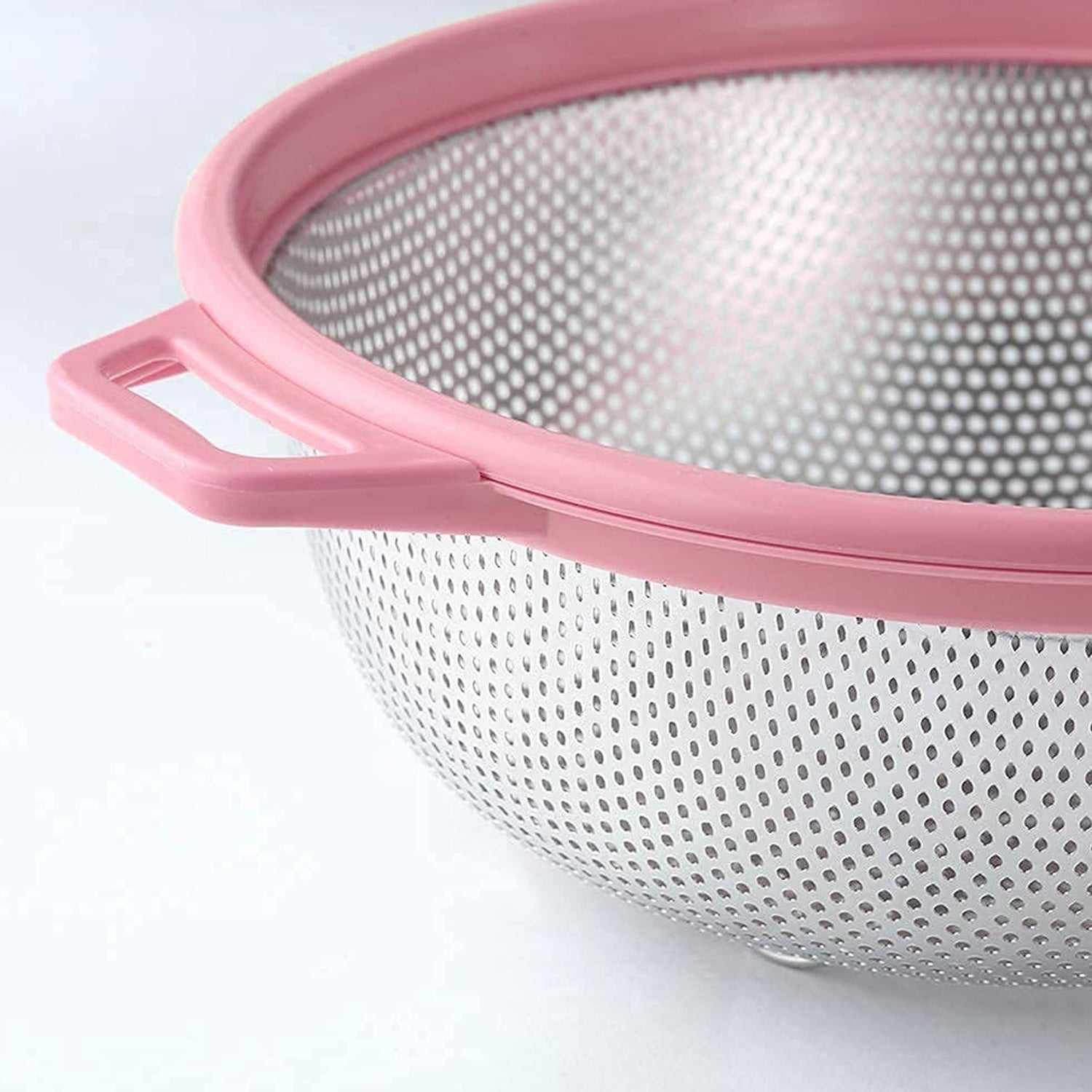 Stainless Steel Colander with Handle - Large Metal Mesh Basket Strainer (1 pc) - infinityexculsivestore.com