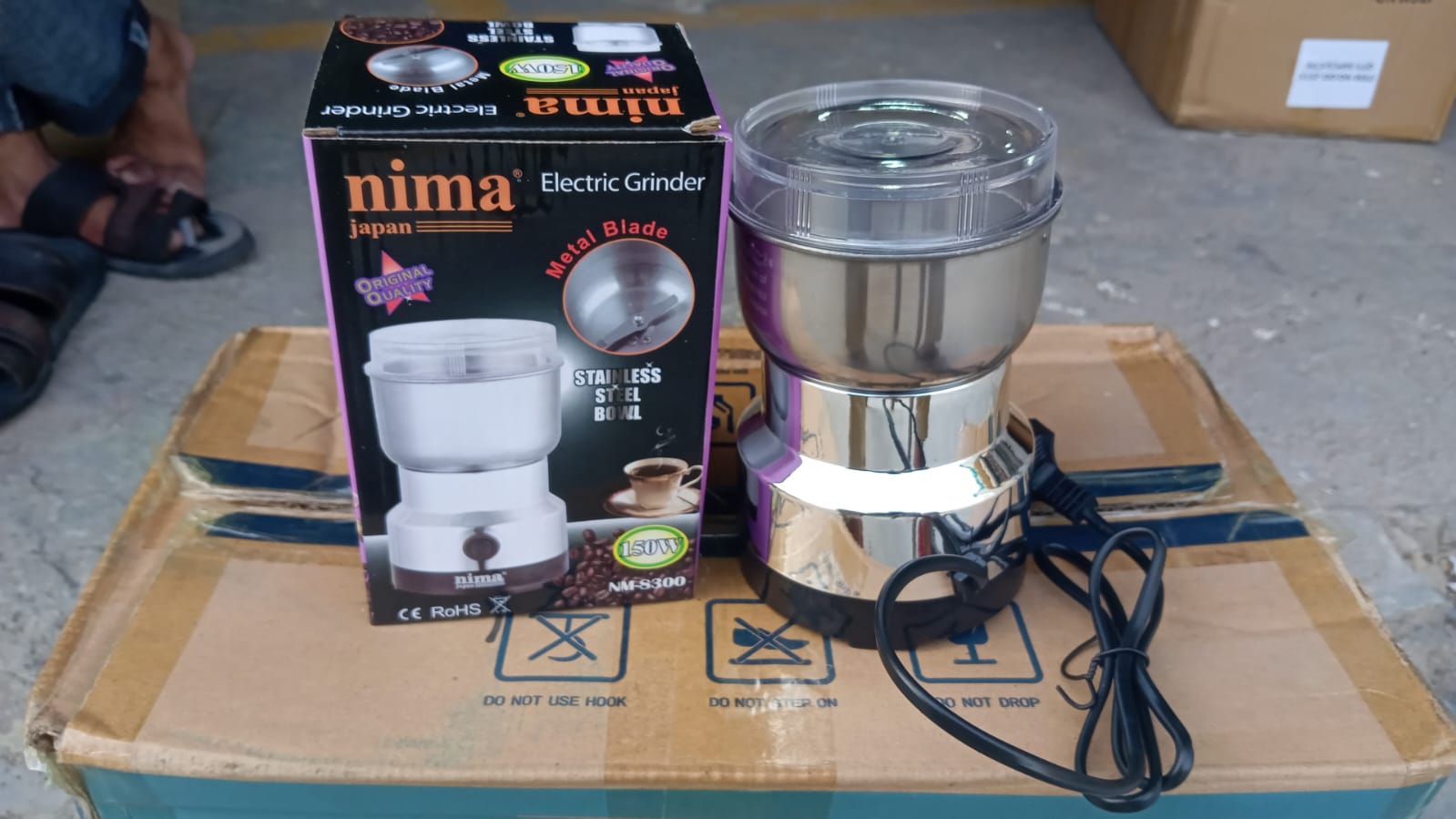 Multi - Functional Electric Stainless Steel Herbs Spices Nuts Grain Grinder with Stainless Steel Bowl, Portable Coffee Bean Seasonings Spices Mill Powder Machine Grinder Machine for Home and Office - infinityexculsivestore.com