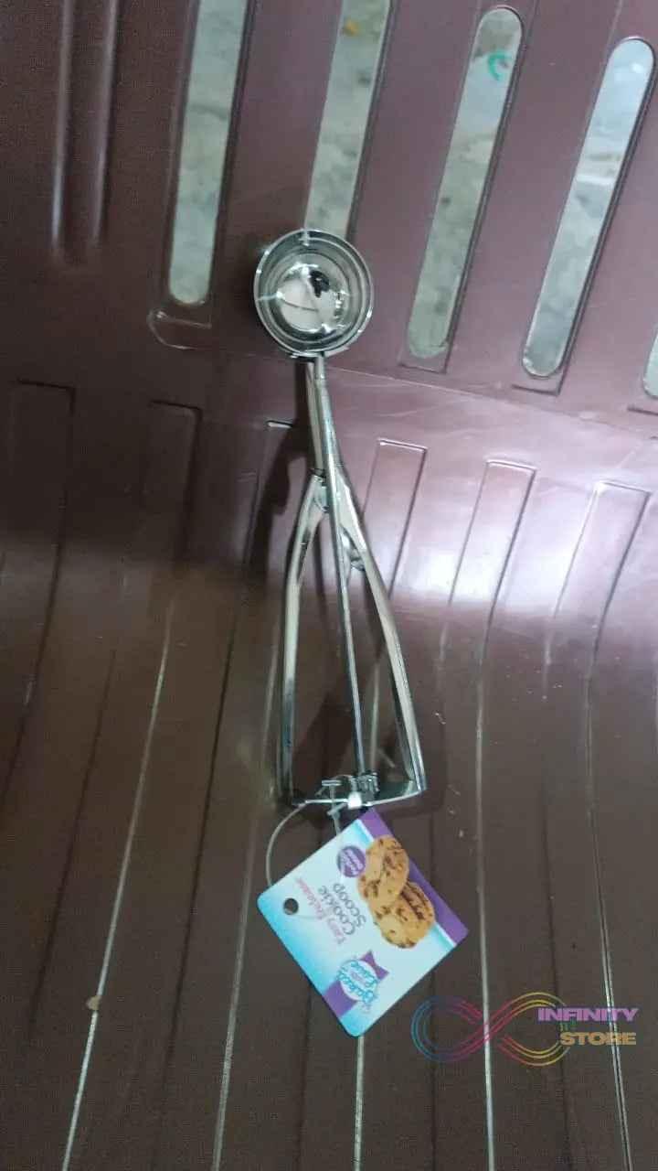 Stainless Steel Ice Cream Scoop (1 Pc) - infinityexculsivestore.com