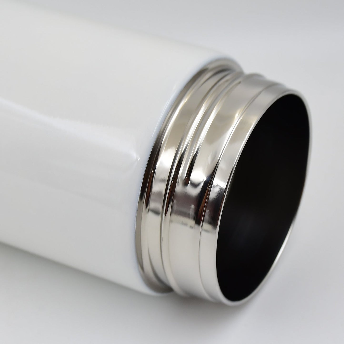 Stainless Steel Mug / Bottle Vacuum Insulated Cup With Handle, Small Cup & Straw (650 ML) - infinityexculsivestore.com