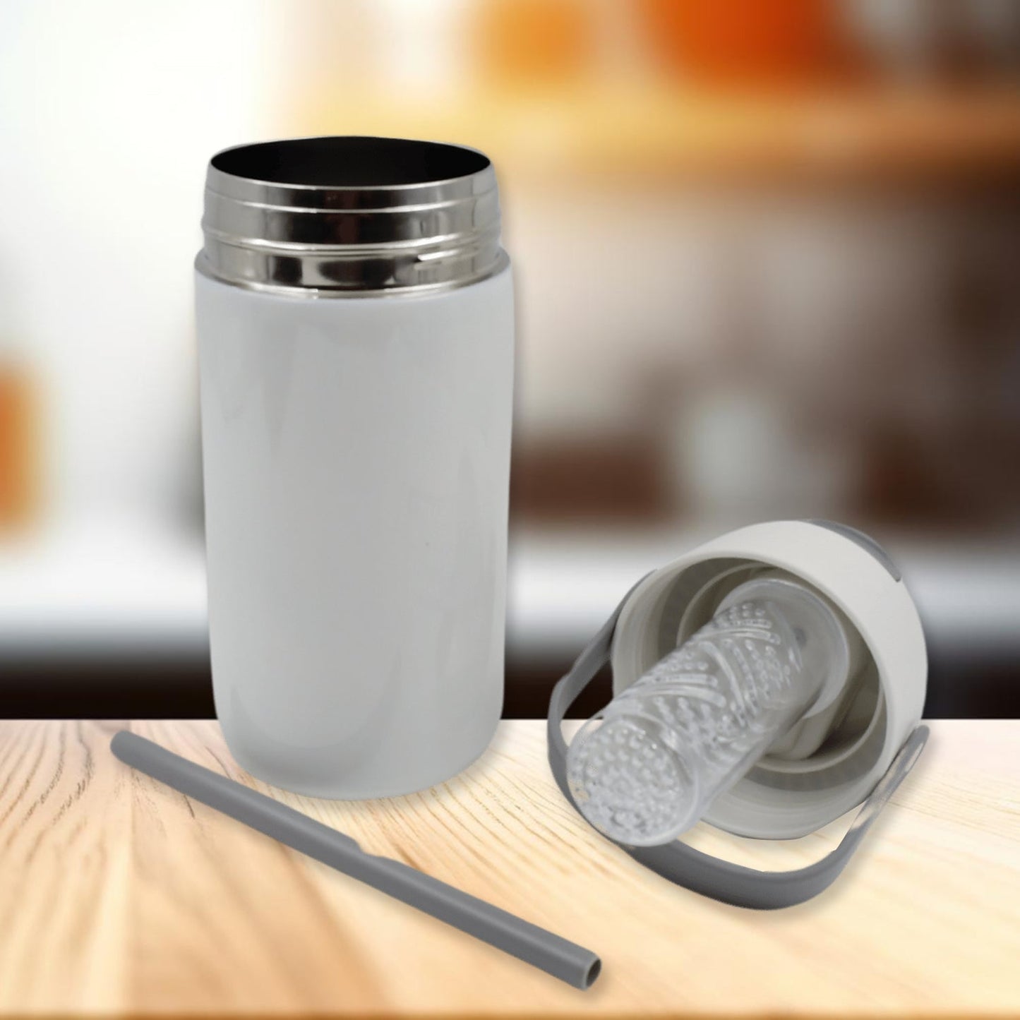 Stainless Steel Mug / Bottle Vacuum Insulated Cup With Handle, Small Cup & Straw (650 ML) - infinityexculsivestore.com