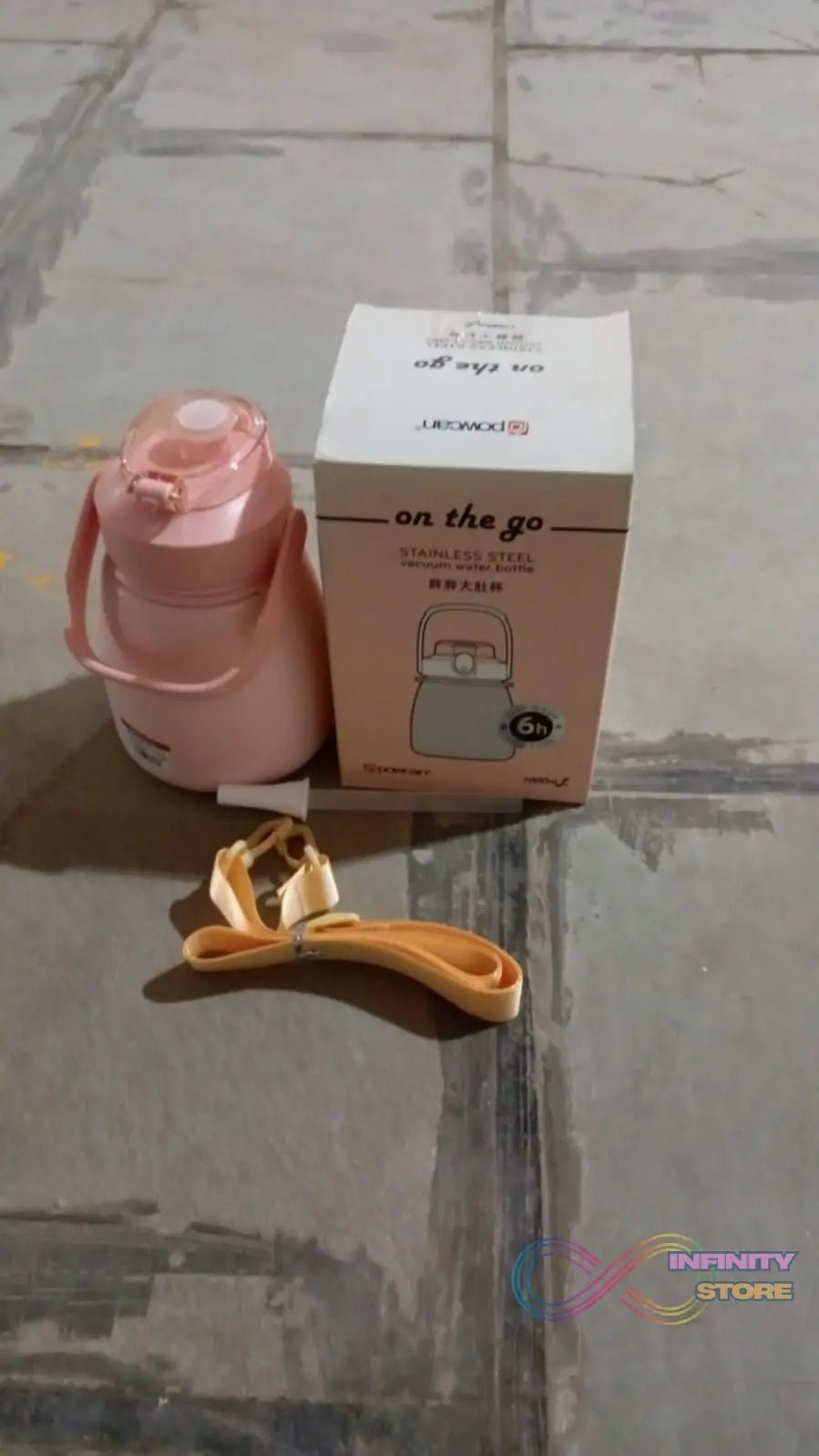 Stainless Steel Mug / Bottle Vacuum Insulated Cup with Handle & Strap (1000 ML) - infinityexculsivestore.com