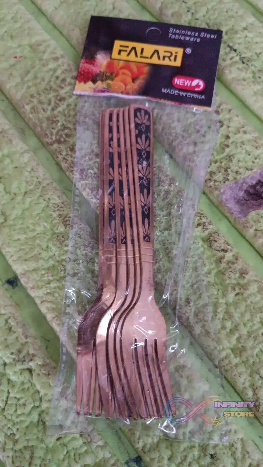 Stainless Steel Premium Fork Traditional Design Tablewar (6 Pcs Set / Golden) - infinityexculsivestore.com