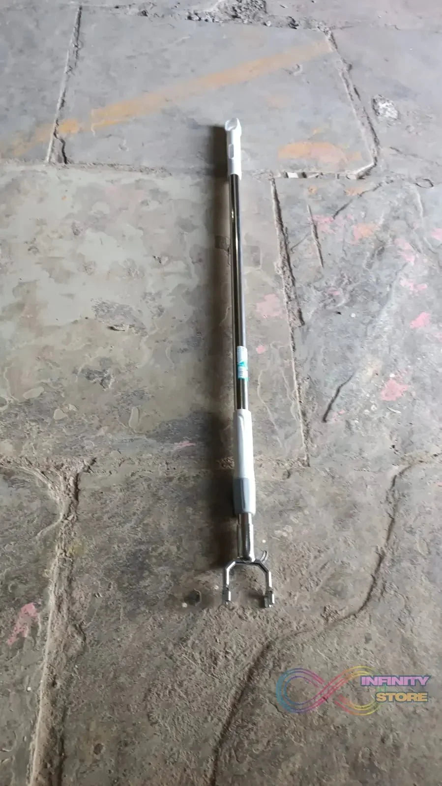 Stainless Steel Telescopic Pole Clothes Hooks Hanger (1 Pc / 155 cm) - infinityexculsivestore.com