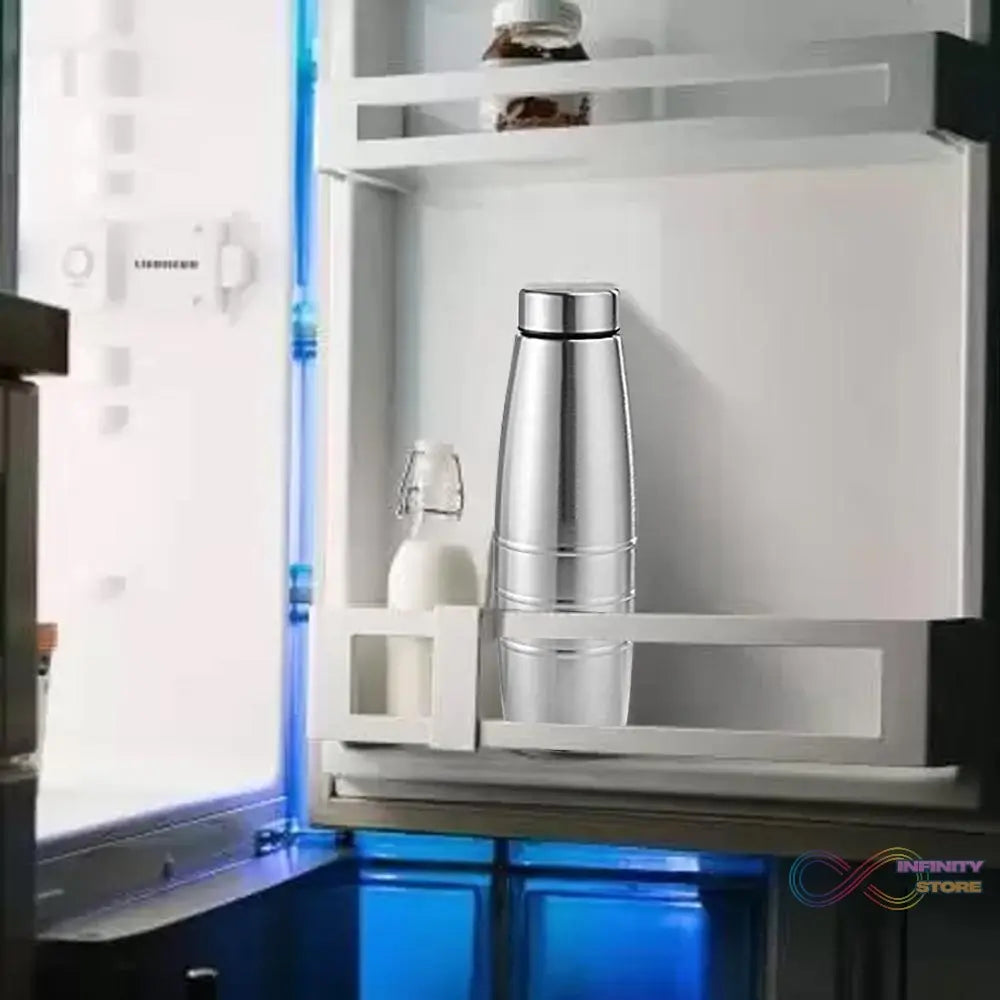 Stainless steel water bottle 1000 ml with sleek design.