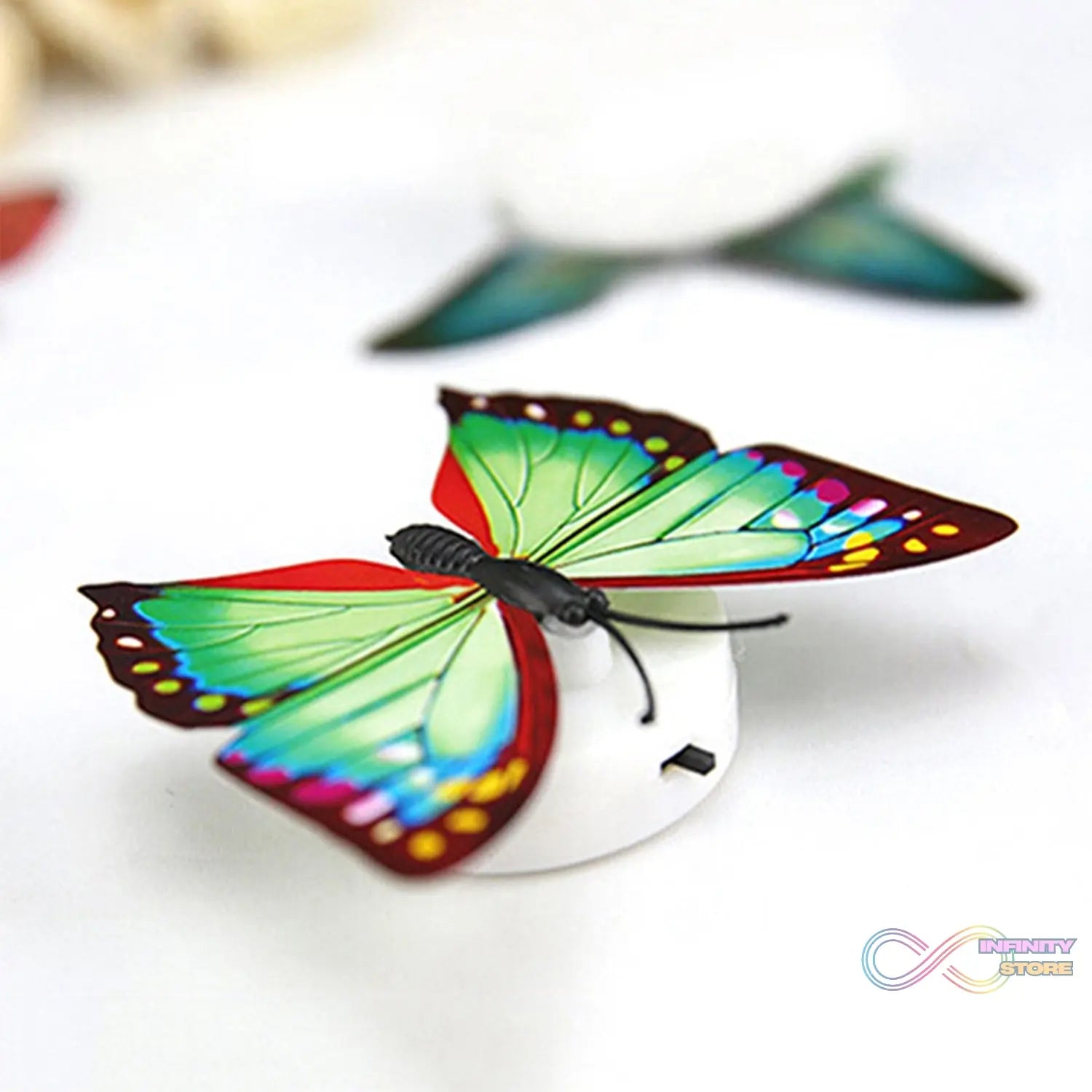 Decorative butterfly night lamp with 3D effect