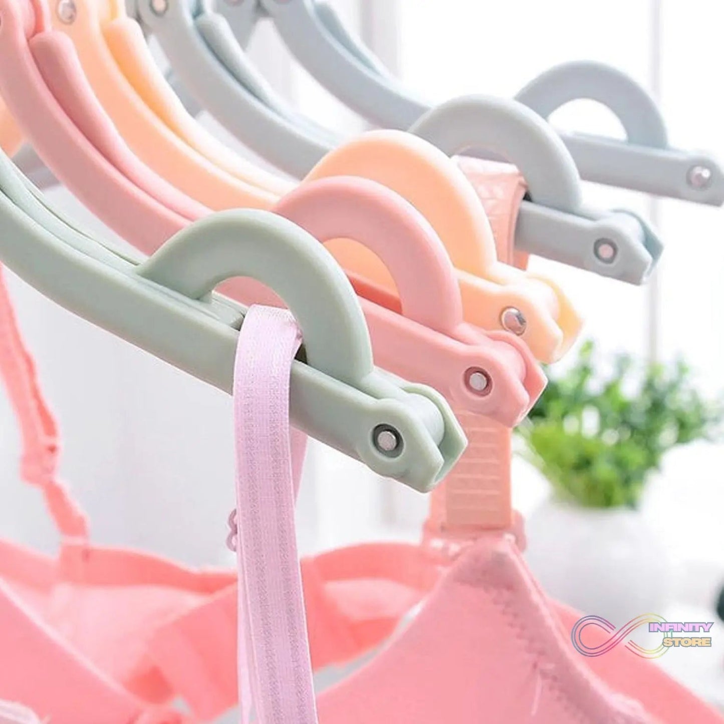 Travel Hangers, Portable Folding Clothes Hangers (1 Pc / Small) - infinityexculsivestore.com