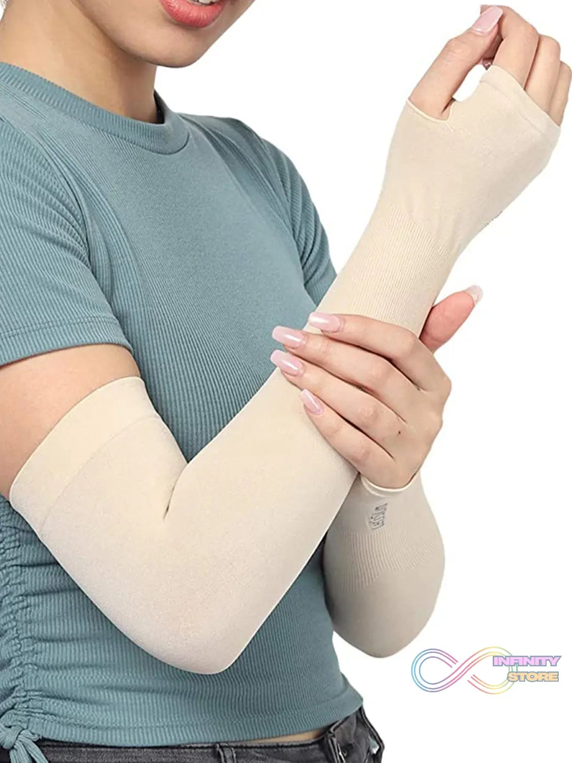 Sports arm sleeves, ideal for men and women, protect from sunburn.