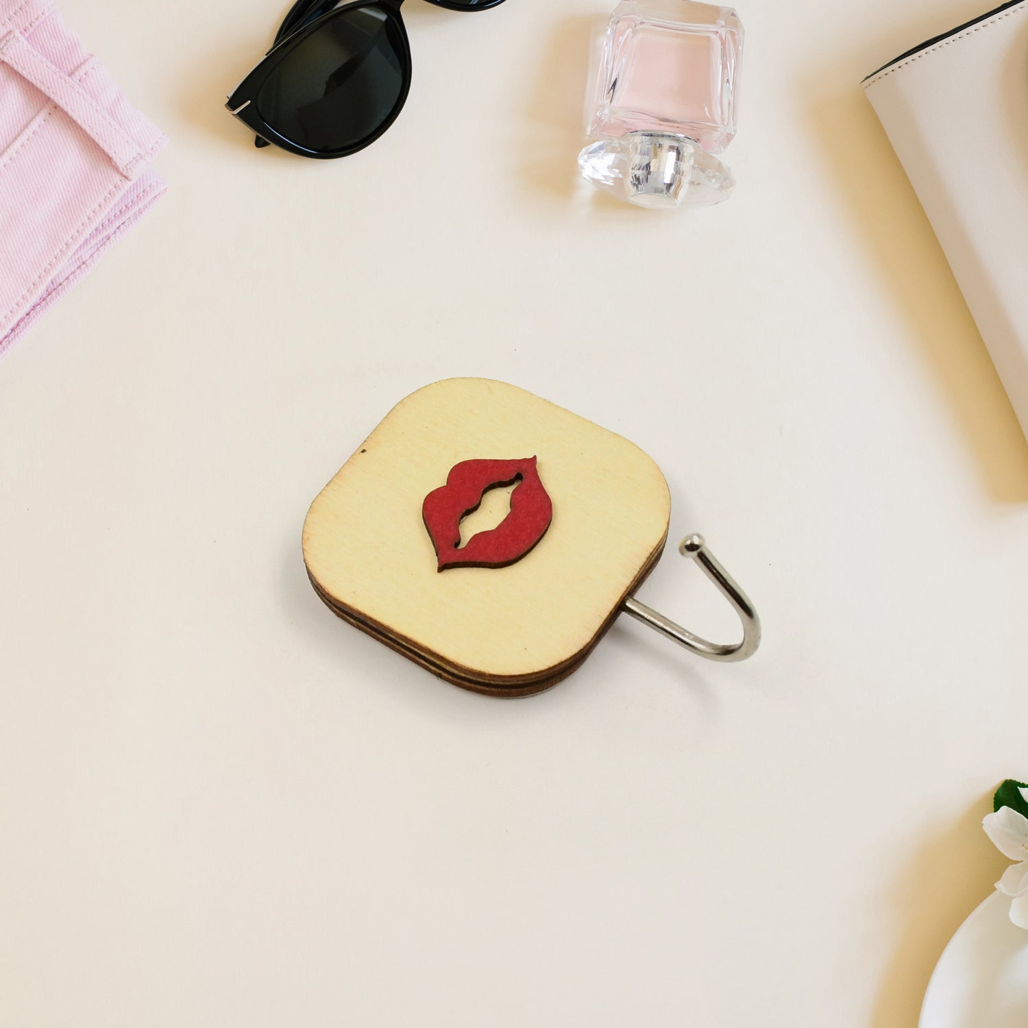 Wooden Cartoon Hook Wall Hanging Hooks Wall Storage Hook Wall Mounted Hat Hooks Wall Coat Hooks Hanger Backpack Hook Clothes Hook Office Towel Hook Clothing Iron (1 pc) - infinityexculsivestore.com