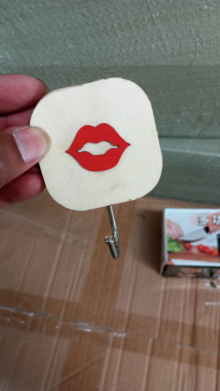 Wooden Cartoon Hook Wall Hanging Hooks Wall Storage Hook Wall Mounted Hat Hooks Wall Coat Hooks Hanger Backpack Hook Clothes Hook Office Towel Hook Clothing Iron (1 pc) - infinityexculsivestore.com
