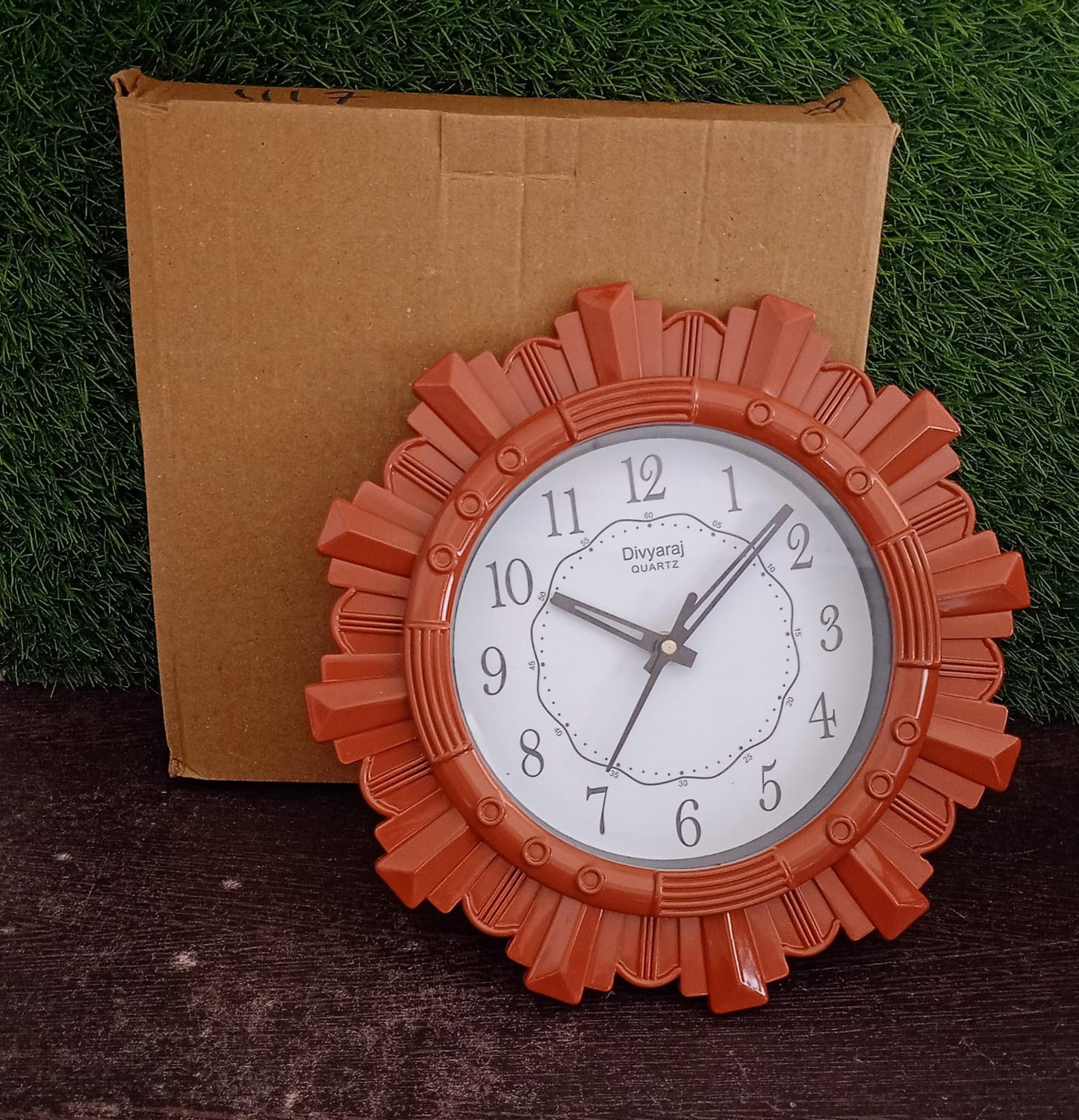 Wooden Look Round Wall Clock - Battery Operated, Easy - to - Read, Plastic Design for Home/Office - infinityexculsivestore.com