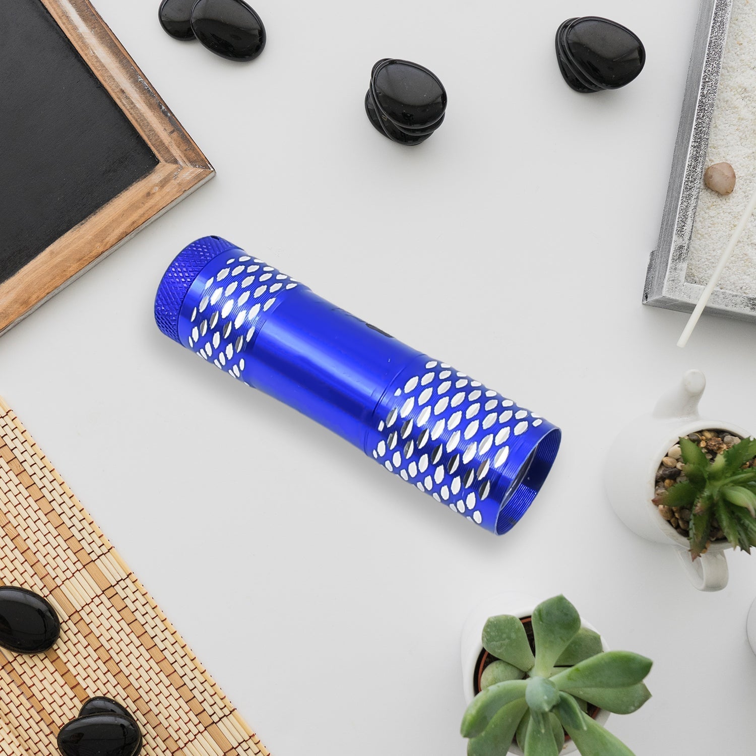 Portable Mini Torch, Super - Bright Mini 9 LED Bulb Pocket Torches - Torch Flashlight for Camping, Hiking, DIY, Travelling, Outdoors and More 3 Battery operated (Battery not included / 1 pc / Mix Color) - infinityexculsivestore.com