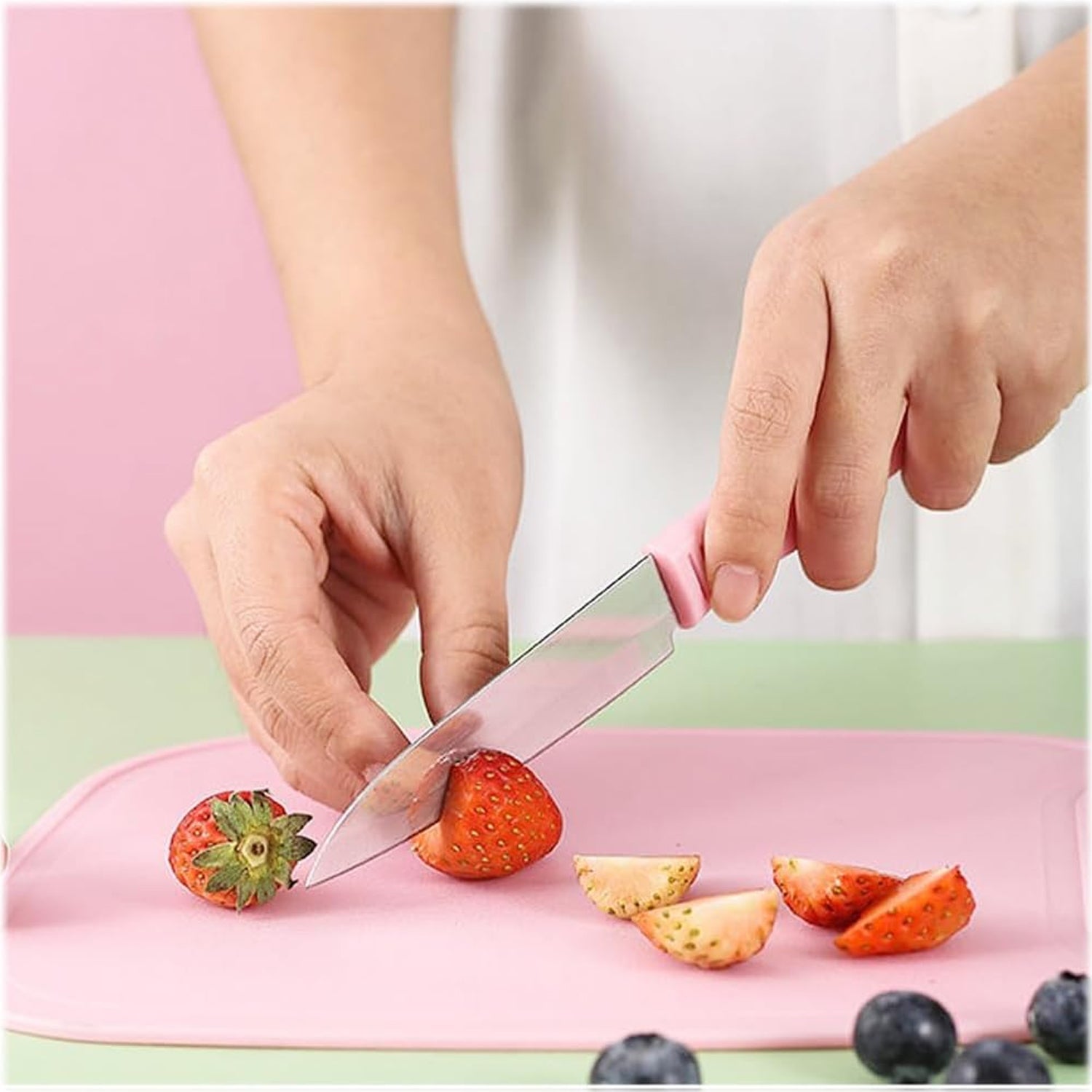 Mini Travel Cutting Board Set, 4 Pcs Portable Mini Camping Plastic Cutting Board & Knife, Fruits & Vegetable Peeler Scissors, Kitchen Knives Set, for travel, picnic, camping, outdoor, park (4 Pc Set) - infinityexculsivestore.com