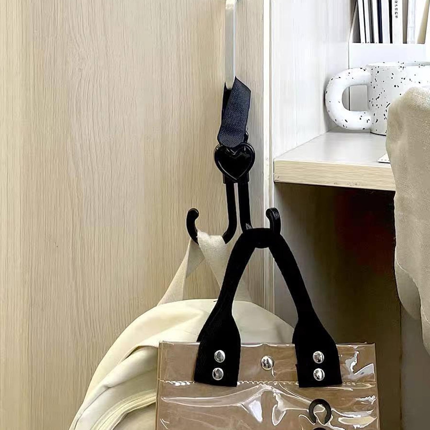 Multi - Purpose Strong Pushchair Hook Baby Carriage Hook 360Degree Rotating Black Stroller for Hanging Bag, Baby Carriage Hook for Cars, Wheelchairs, Walking Aids, Bicycles, Shopping Trolley, Bicycles (1 Pc) - infinityexculsivestore.com
