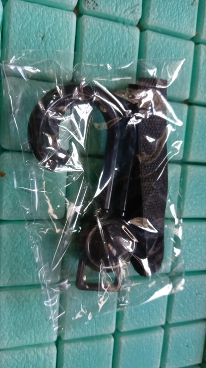 Multi - Purpose Strong Pushchair Hook Baby Carriage Hook 360Degree Rotating Black Stroller for Hanging Bag, Baby Carriage Hook for Cars, Wheelchairs, Walking Aids, Bicycles, Shopping Trolley, Bicycles (1 Pc) - infinityexculsivestore.com
