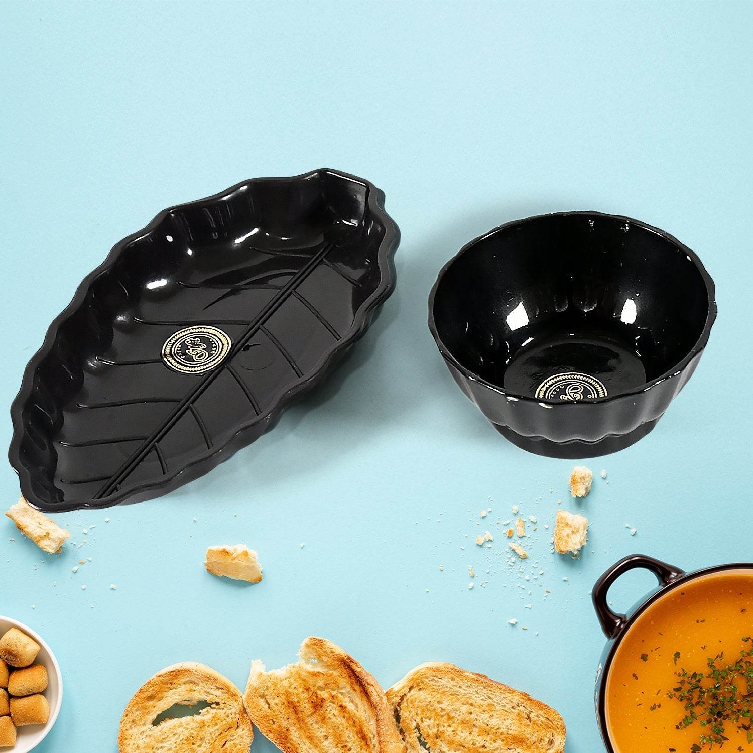 Ertiga Round Ceramic Bowl With Plastic leaf shape Serving platter Portable, Lightweight Breakfast, Serving Bowl | Highly Durable Material | Ideal for Rice, Pasta, Desserts Home & Kitchen Serving Bowl & platter (4 Pcs set) - infinityexculsivestore.com