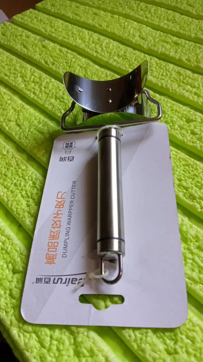 Multifunctional Easy and Fast Stainless Steel Puri cutter roller Machine with Handle for Home Baking Tools for Women, Dough Circle Roller Cutter for Kitchen (1 pc) - infinityexculsivestore.com