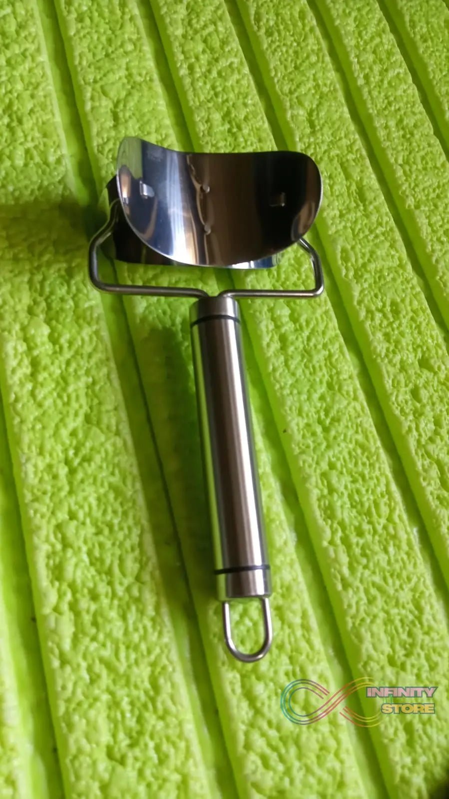 Multifunctional Easy and Fast Stainless Steel Puri cutter roller Machine with Handle for Home Baking Tools for Women, Dough Circle Roller Cutter for Kitchen (1 pc) - infinityexculsivestore.com