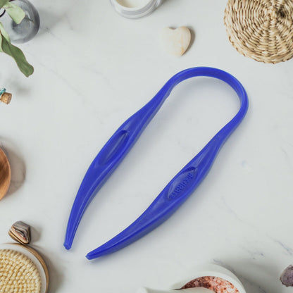 Plastic Tongue Cleaner For Kids & Adults | Tongue Scraper For Bad Breath, Maintain Oral Hygiene for Daily Use | for Fresh Breath & Bacteria Removal | Improved Taste Plastic With Handle Tongue Cleaner (1 Pc ) - infinityexculsivestore.com