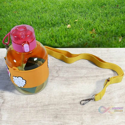 Cute Plastic Water Bottle with adjustable shoulder strap, Straw and Rubber Grip potable drinking cup Water Bottle For Kids | Water Bottle | Return Gift For Kids, Adults | School Water Bottle (1 Pc / 750 ML) - infinityexculsivestore.com